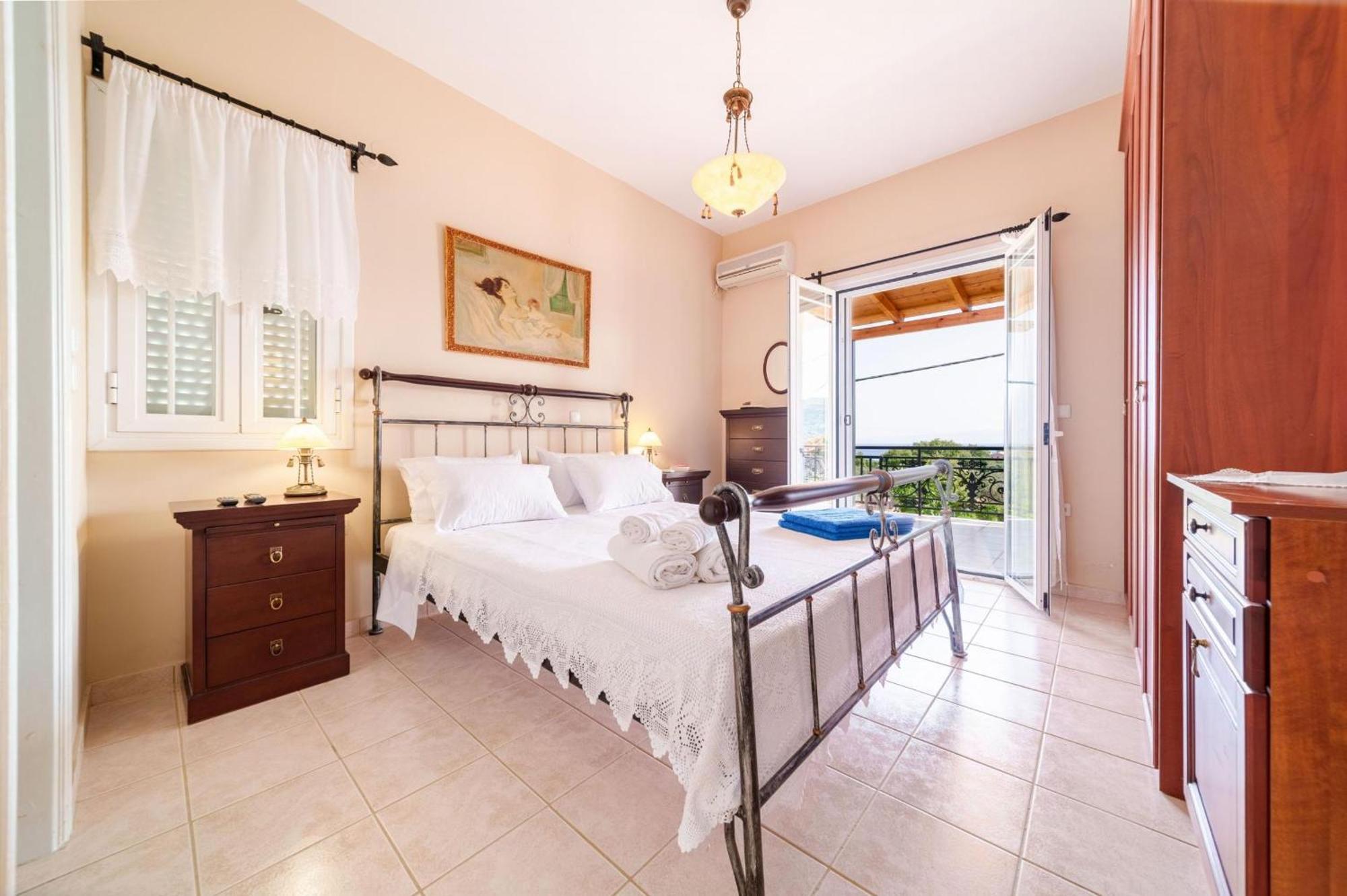 Iphigenia Apartments At Kateleios Dış mekan fotoğraf