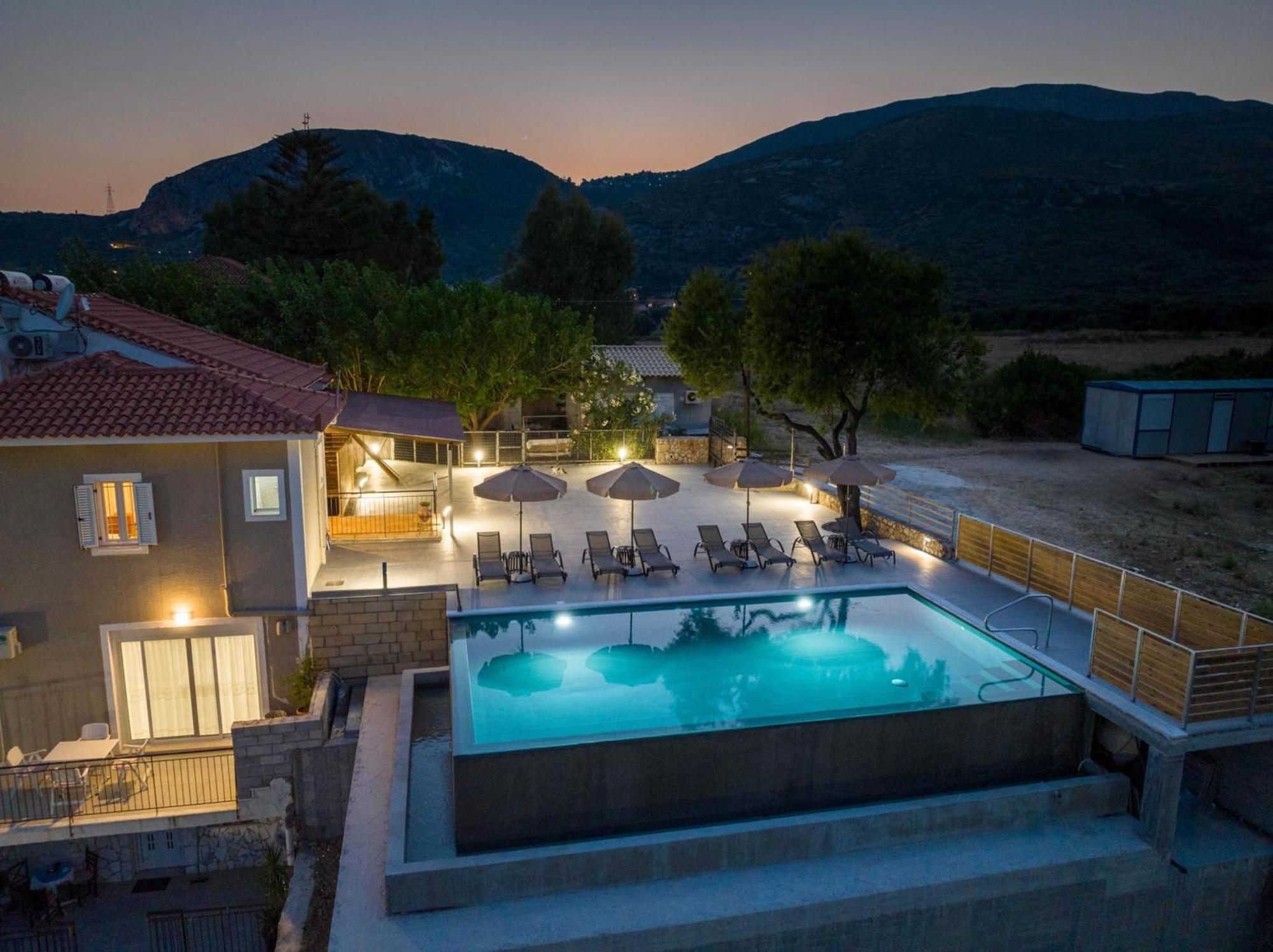Iphigenia Apartments At Kateleios Dış mekan fotoğraf